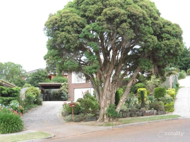 68 Roseland Gr, Doncaster, VIC 3108