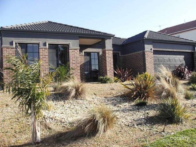 13 Arbour Rise, Pakenham, VIC 3810