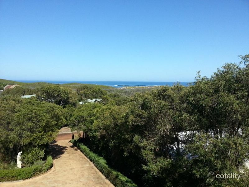 18 Freycinet Way, Gnarabup, WA 6285