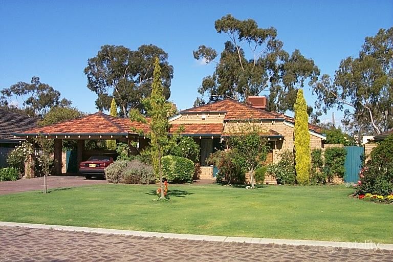 34 Churchlands Ave, Churchlands, WA 6018