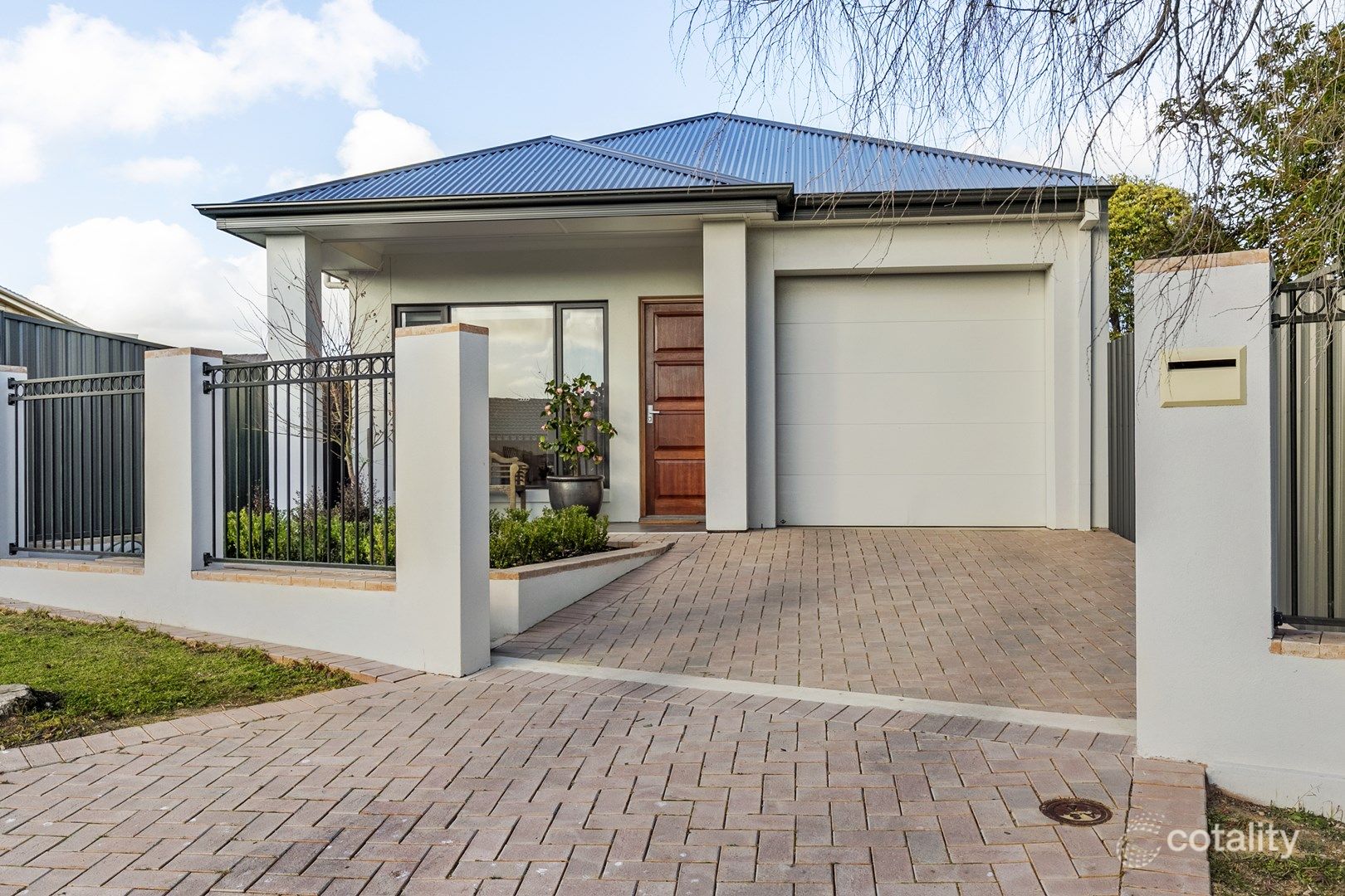 9 Manooka St, Modbury Heights, SA 5092