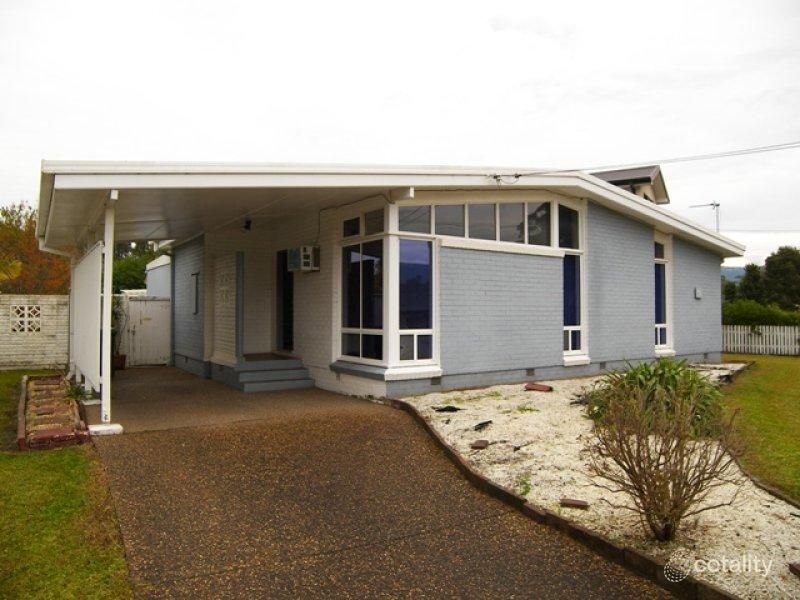 42 Bambil Cres, Dapto, NSW 2530
