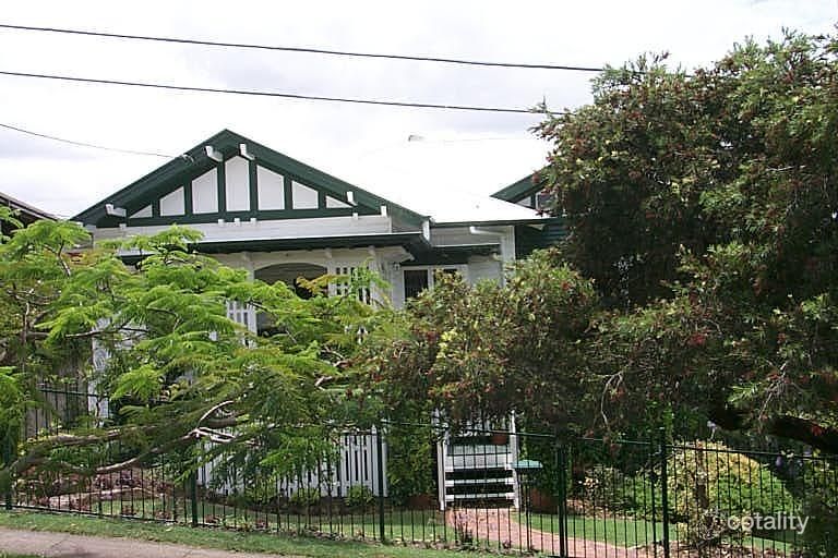 5 Britannia St, Manly, QLD 4179