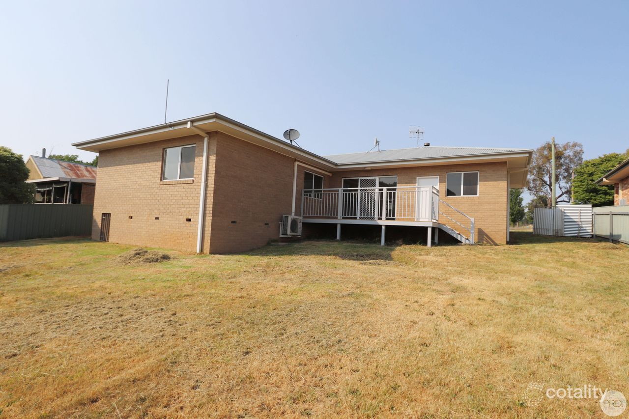 100 Albury St, Tumbarumba, NSW 2653