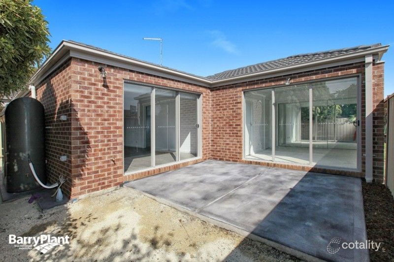 12a Rossdale St, Craigieburn, VIC 3064