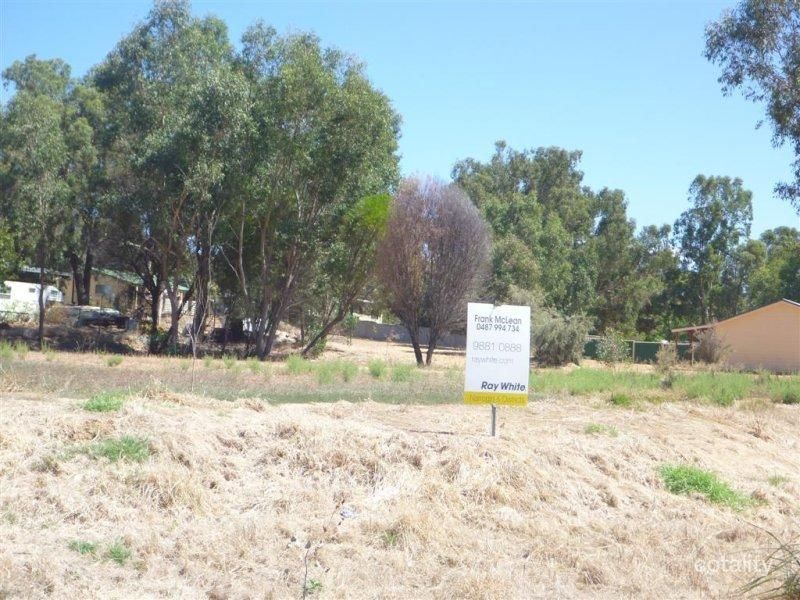 12 Cheetaning St, Wandering, WA 6308