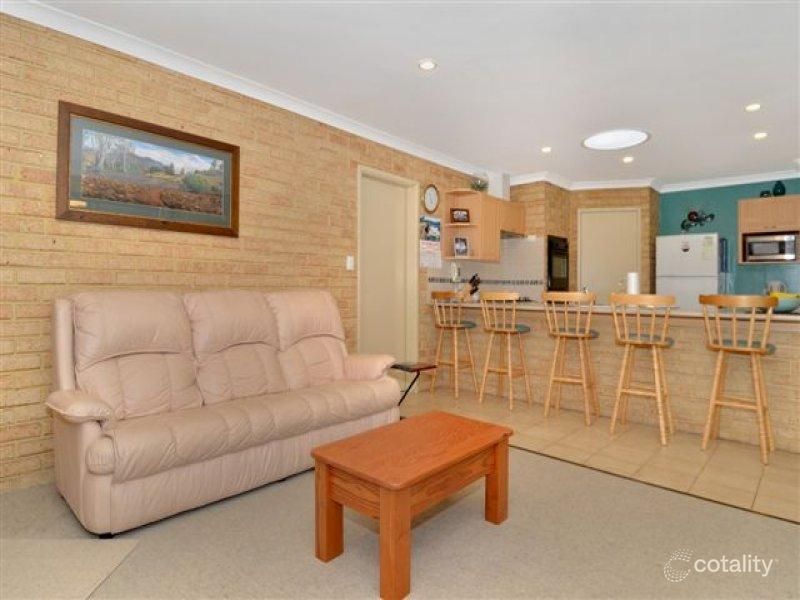 21 Kampong Rd, Yakamia, WA 6330