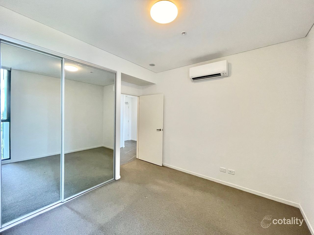 12092/5 Bennelong Pkwy, Wentworth Point, NSW 2127
