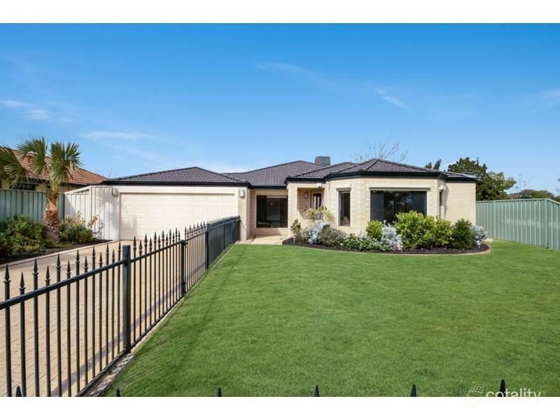 2 Hedges Rtt, Atwell, WA 6164