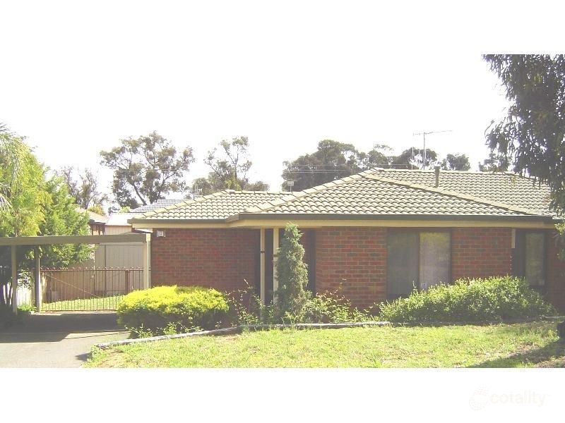 18 Molesworth Rd, Kangaroo Flat, VIC 3555