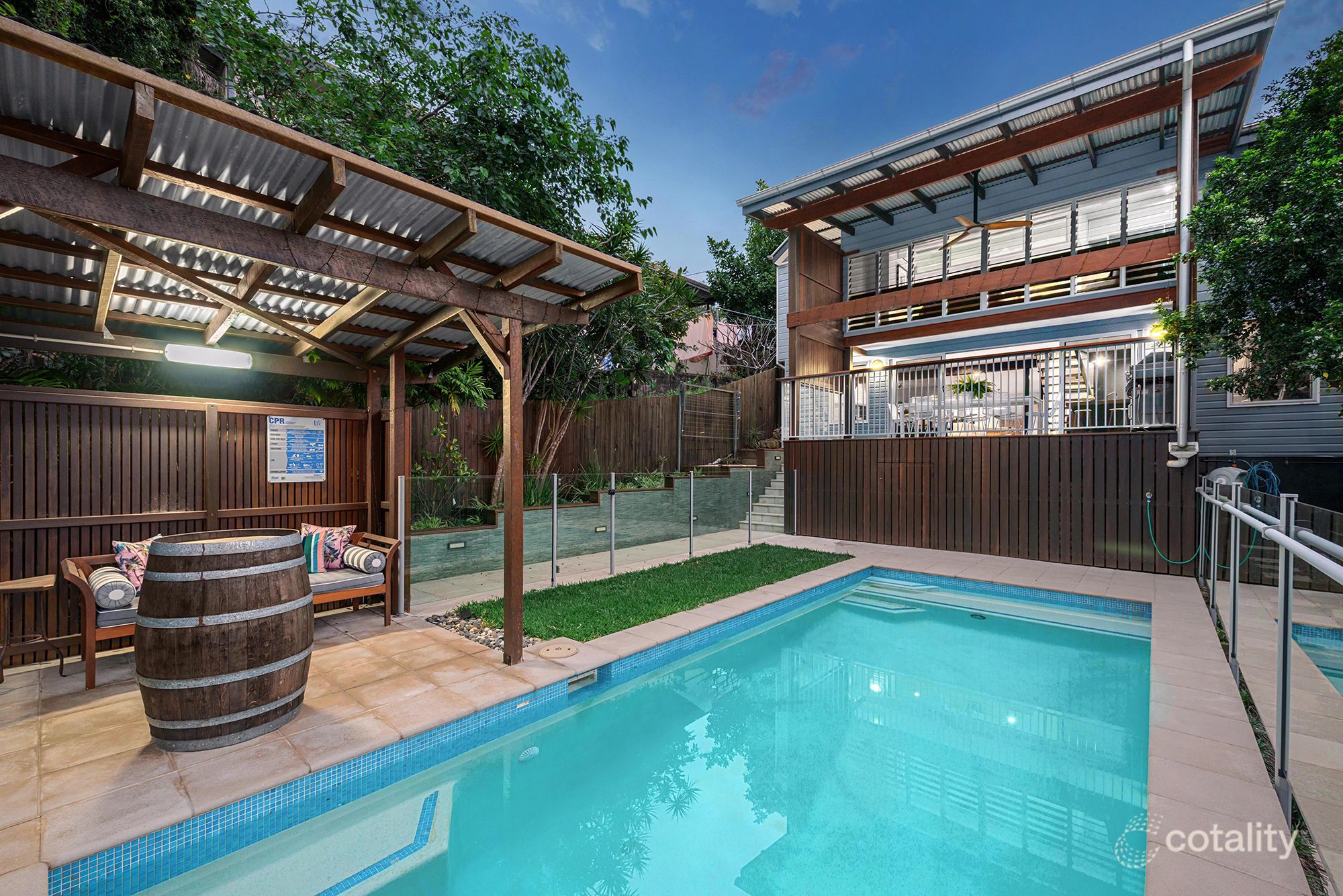 7 Brydon St, Highgate Hill, QLD 4101