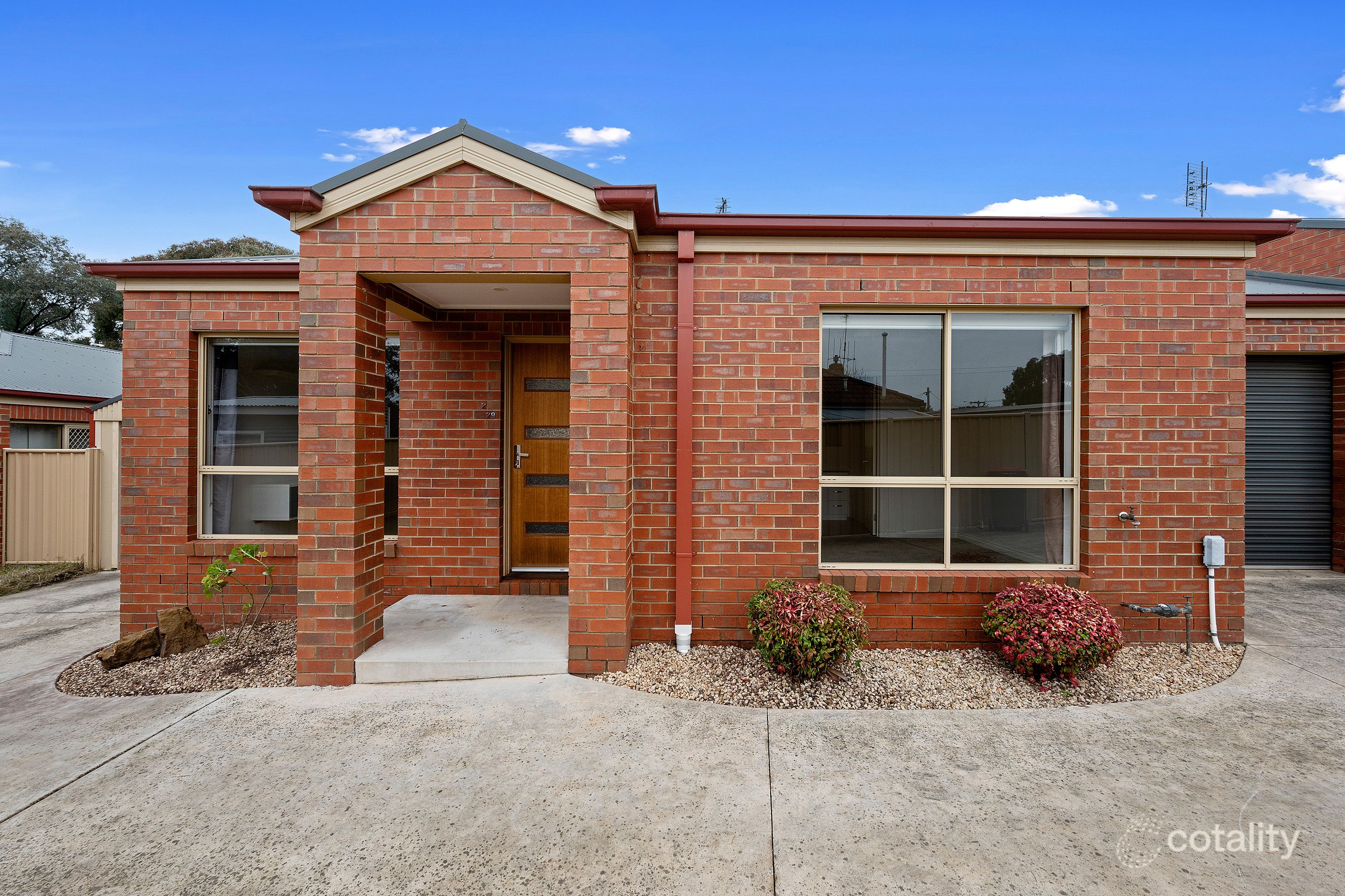 2/29 Adam St, Quarry Hill, VIC 3550