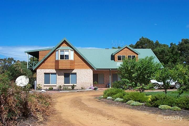 16 Poddyshot Pl, Ocean Beach, WA 6333