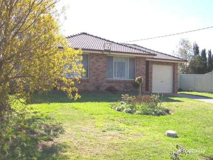 17 Mahonga St, Tahmoor, NSW 2573