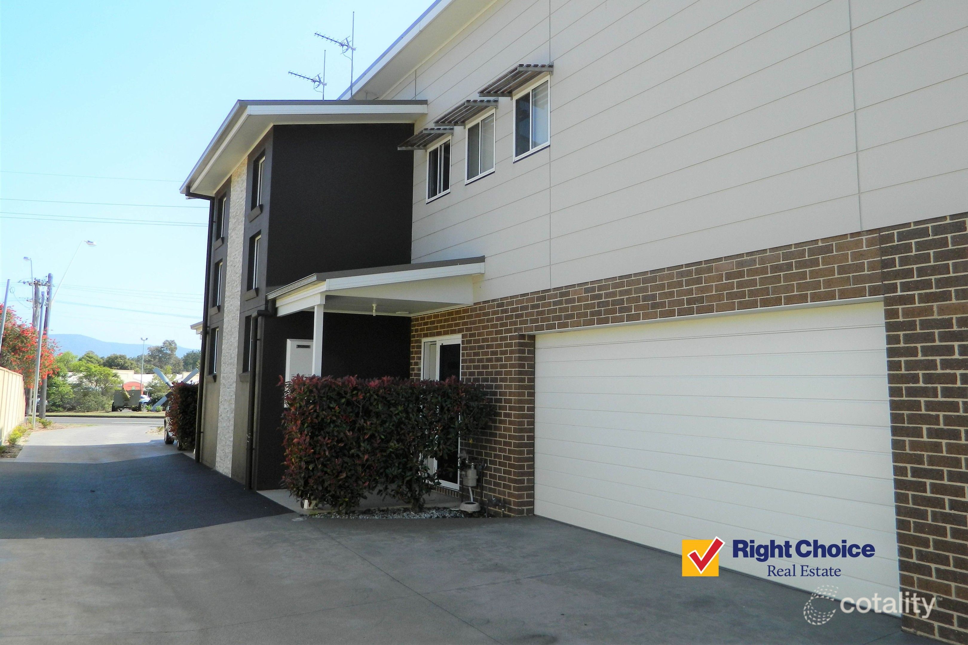 2/187 Tongarra Rd, Albion Park, NSW 2527