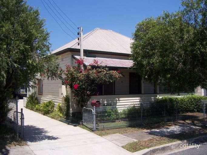 9 Gow St, Hamilton North, NSW 2292