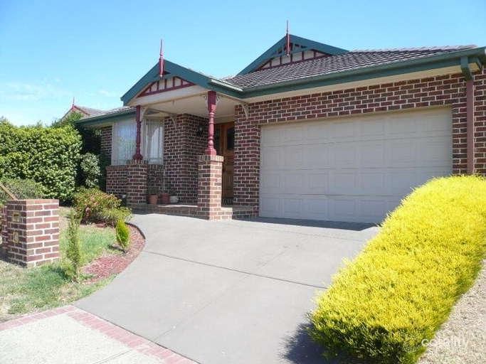 18 Sunnyridge Ct, Chirnside Park, VIC 3116