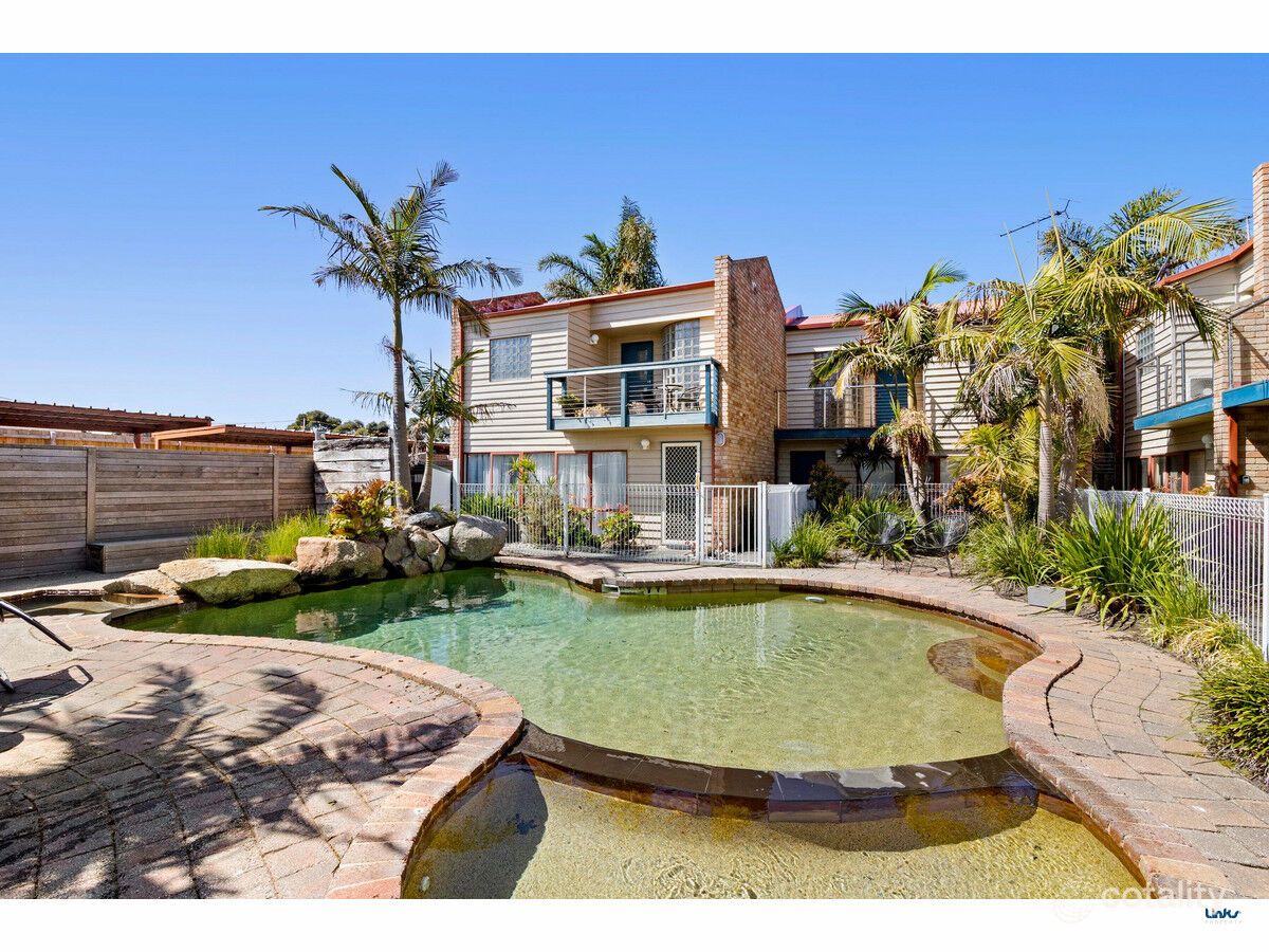 2/71 Geelong Rd, Torquay, VIC 3228