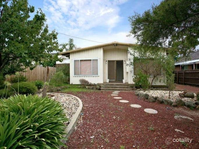 11 Armstrongs Rd, Seaford, VIC 3198