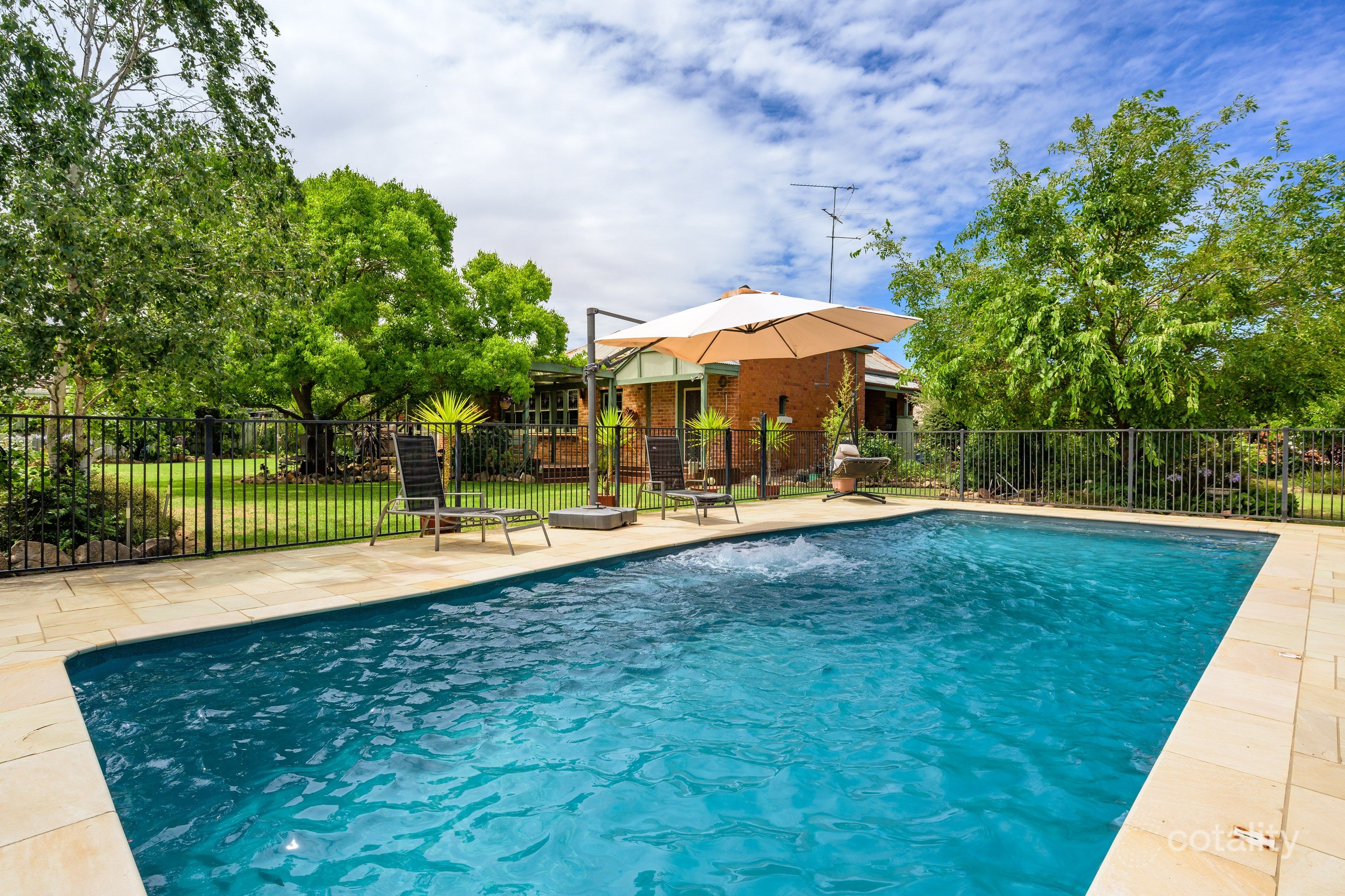 10 Keirath St, Henty, NSW 2658