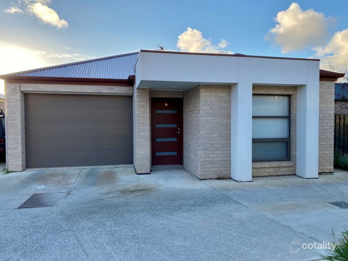 8b Turnbull Rd, Enfield, SA 5085