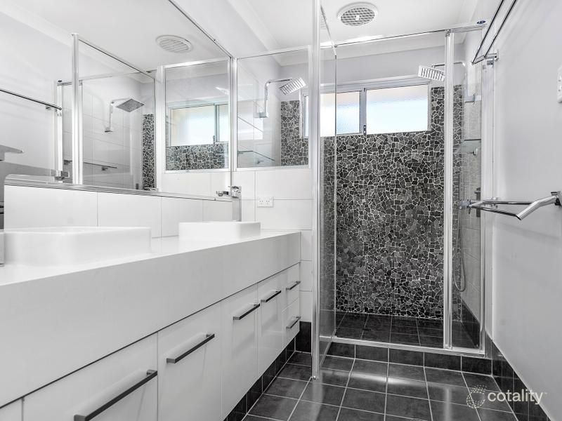 98 Ainsworth St, Wonthella, WA 6530