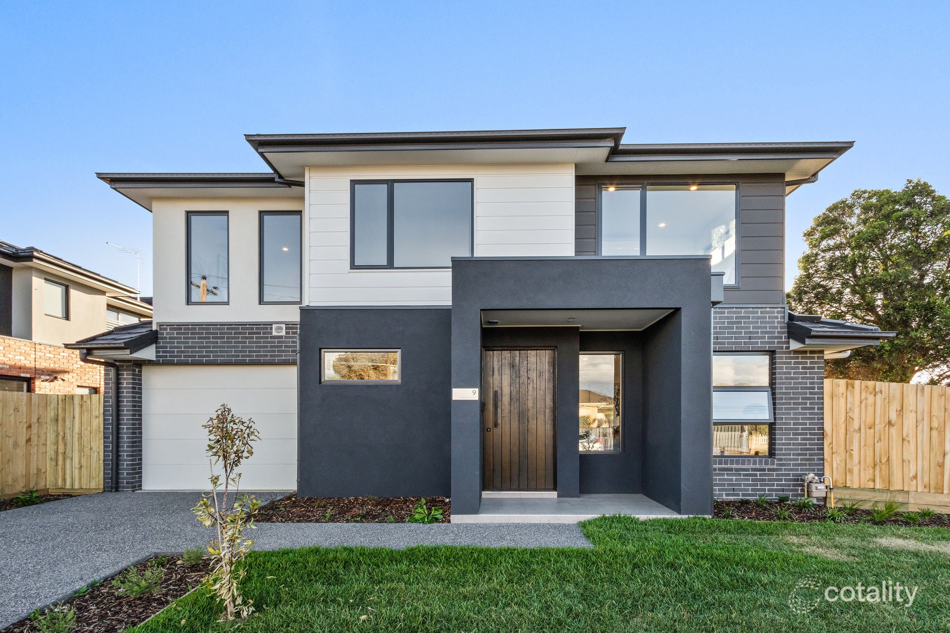 9 Daleglen St, Reservoir, VIC 3073