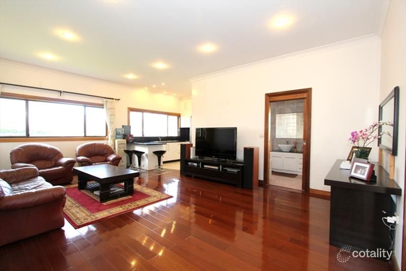 8a Neirbo Ave, Hurstville, NSW 2220