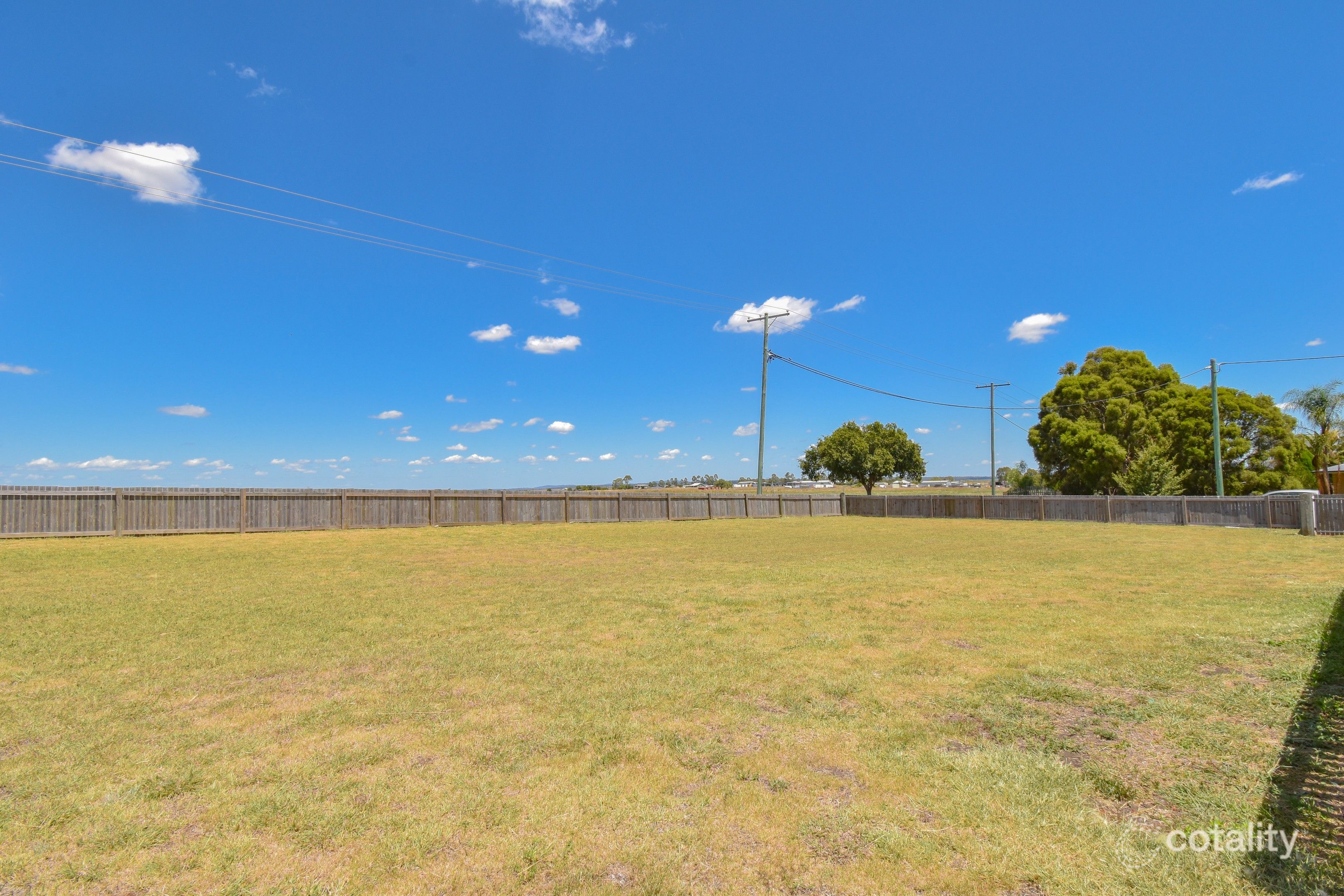 75 Gillam St, Clifton, QLD 4361