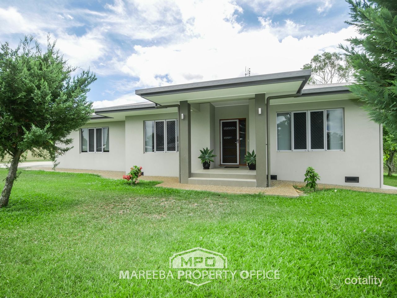 2 Riverlands Dr, Mareeba, QLD 4880