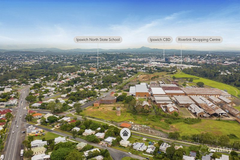 10 Mclean St, North Ipswich, QLD 4305