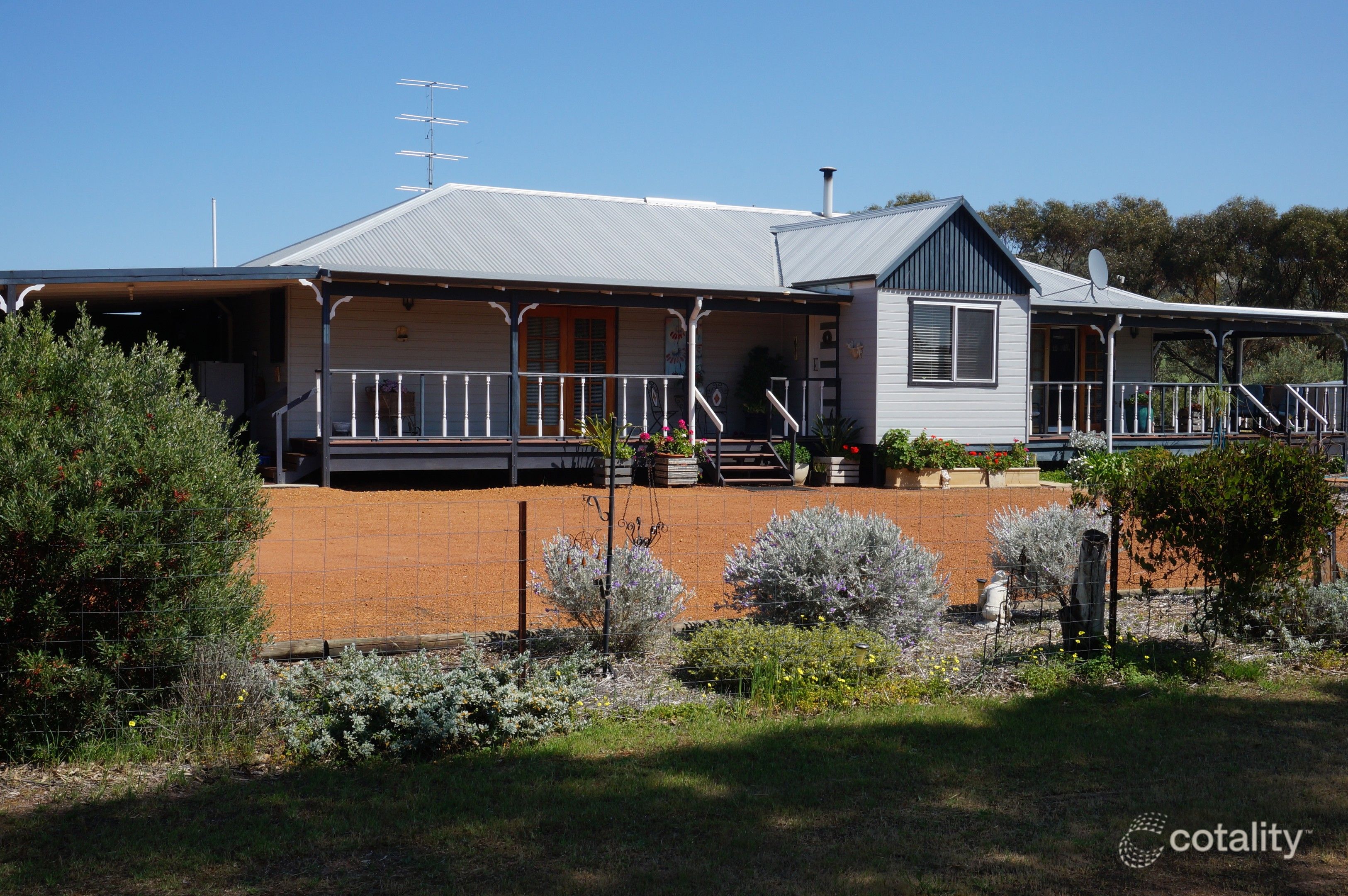 5498 Great Southern Hwy, Gwambygine, WA 6302