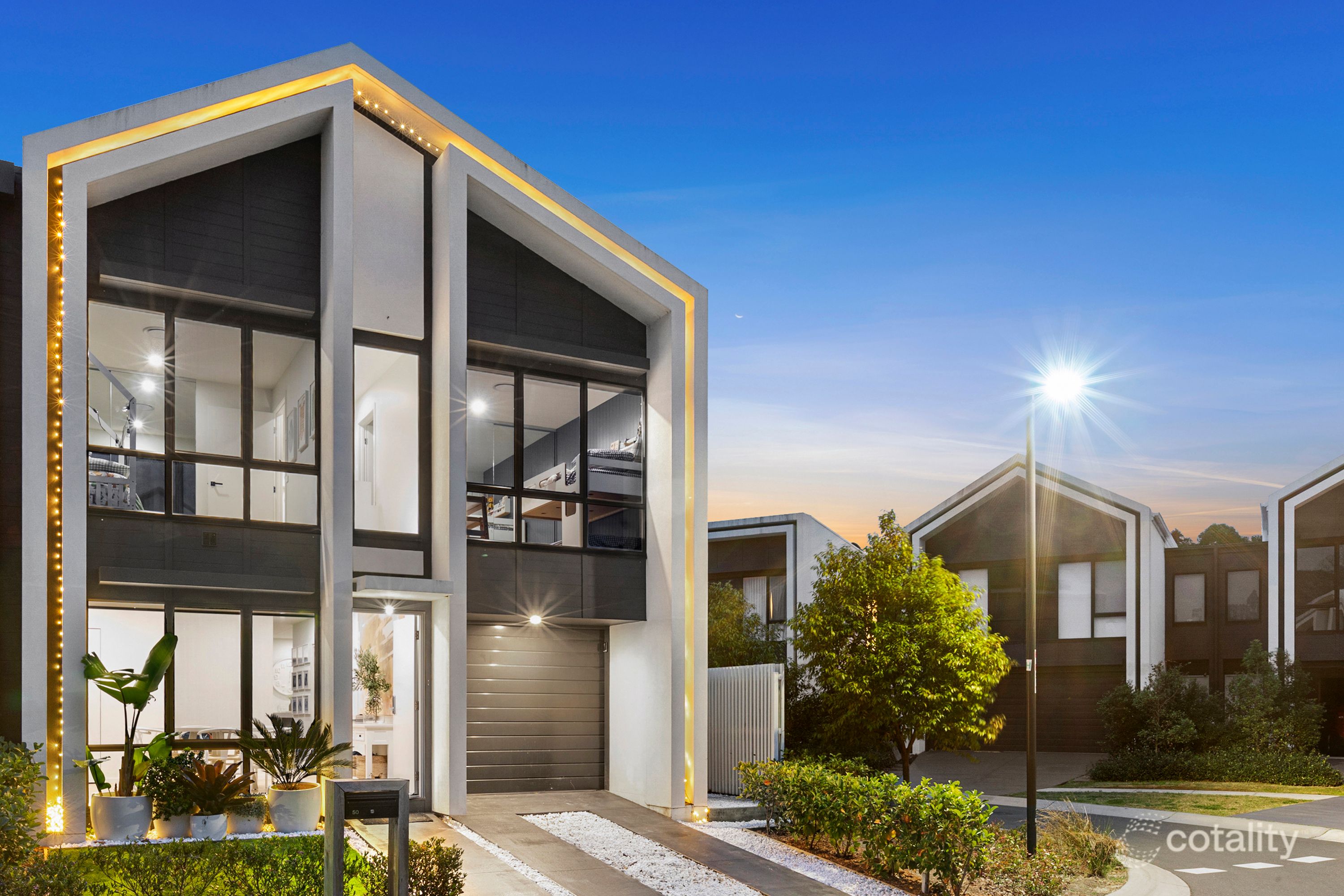 50 Chambers Cct, Warriewood, NSW 2102