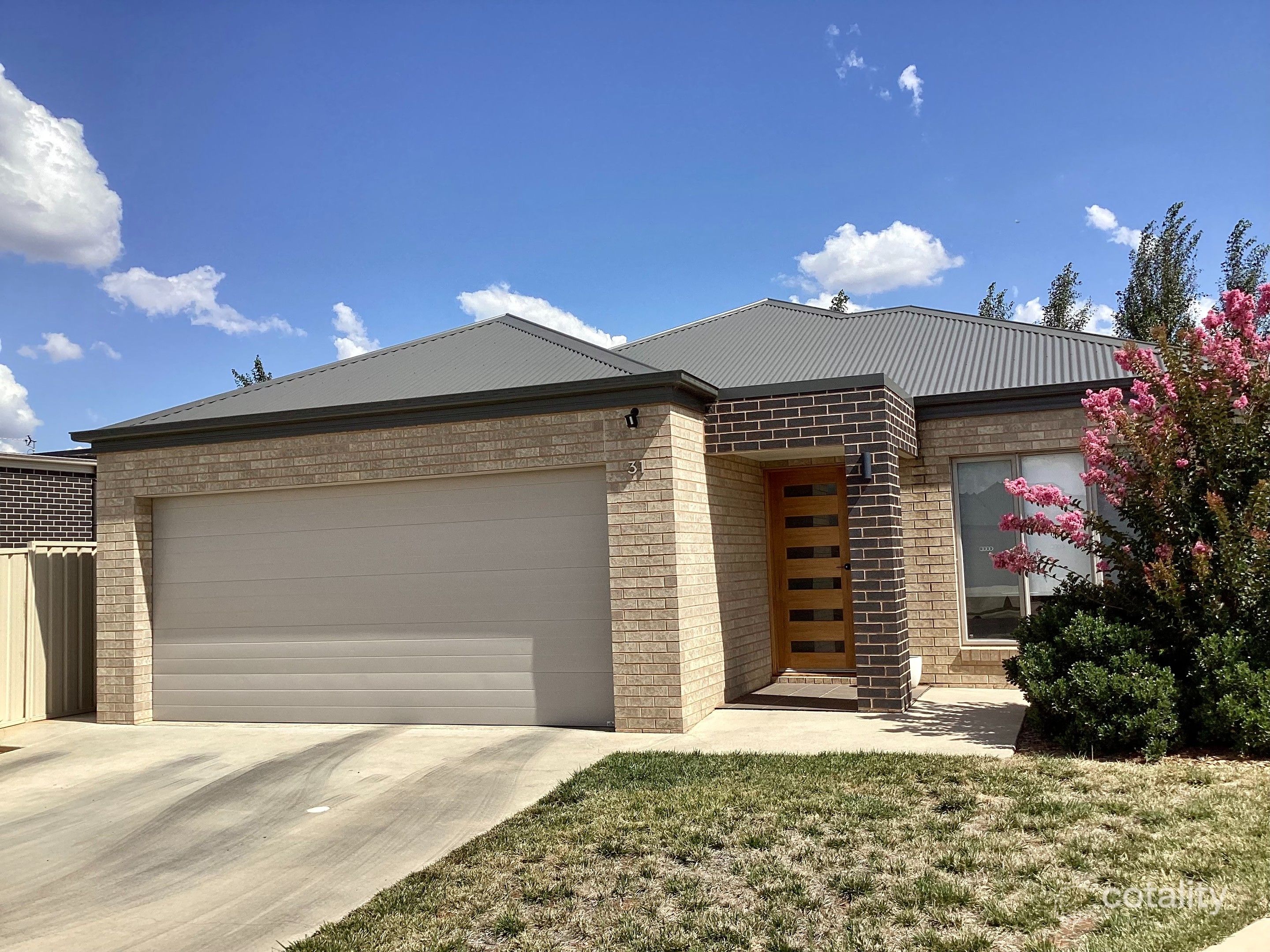 31 Scremin Gr, Griffith, NSW 2680