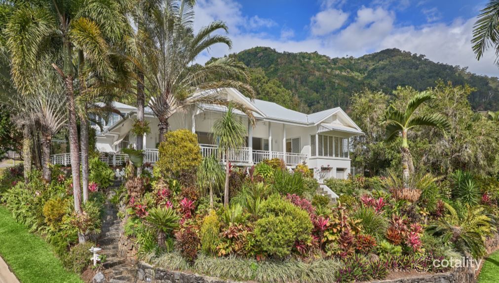 35 Southerden Dr, Mooroobool, QLD 4870