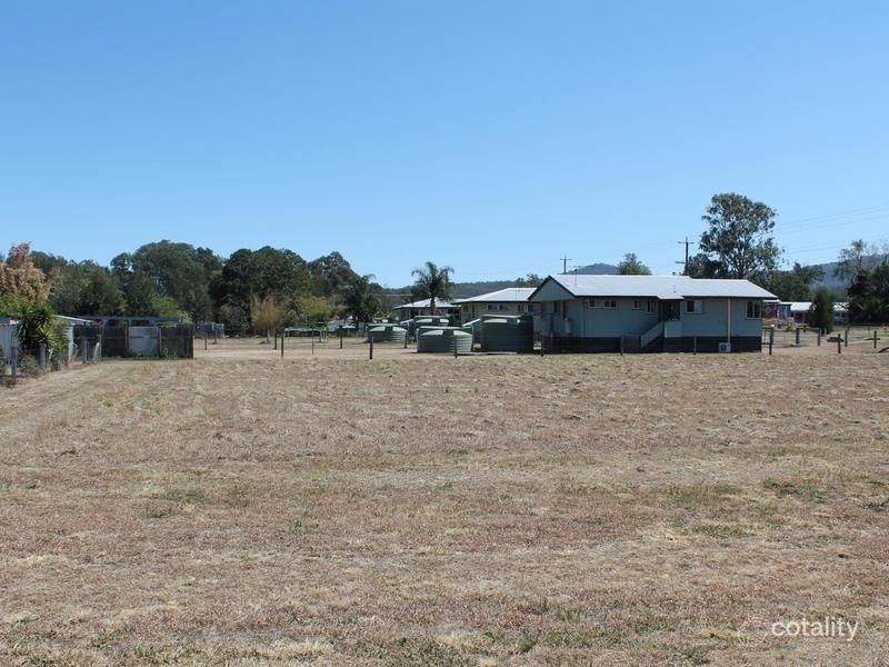 37 Gipps St, Calvert, QLD 4340