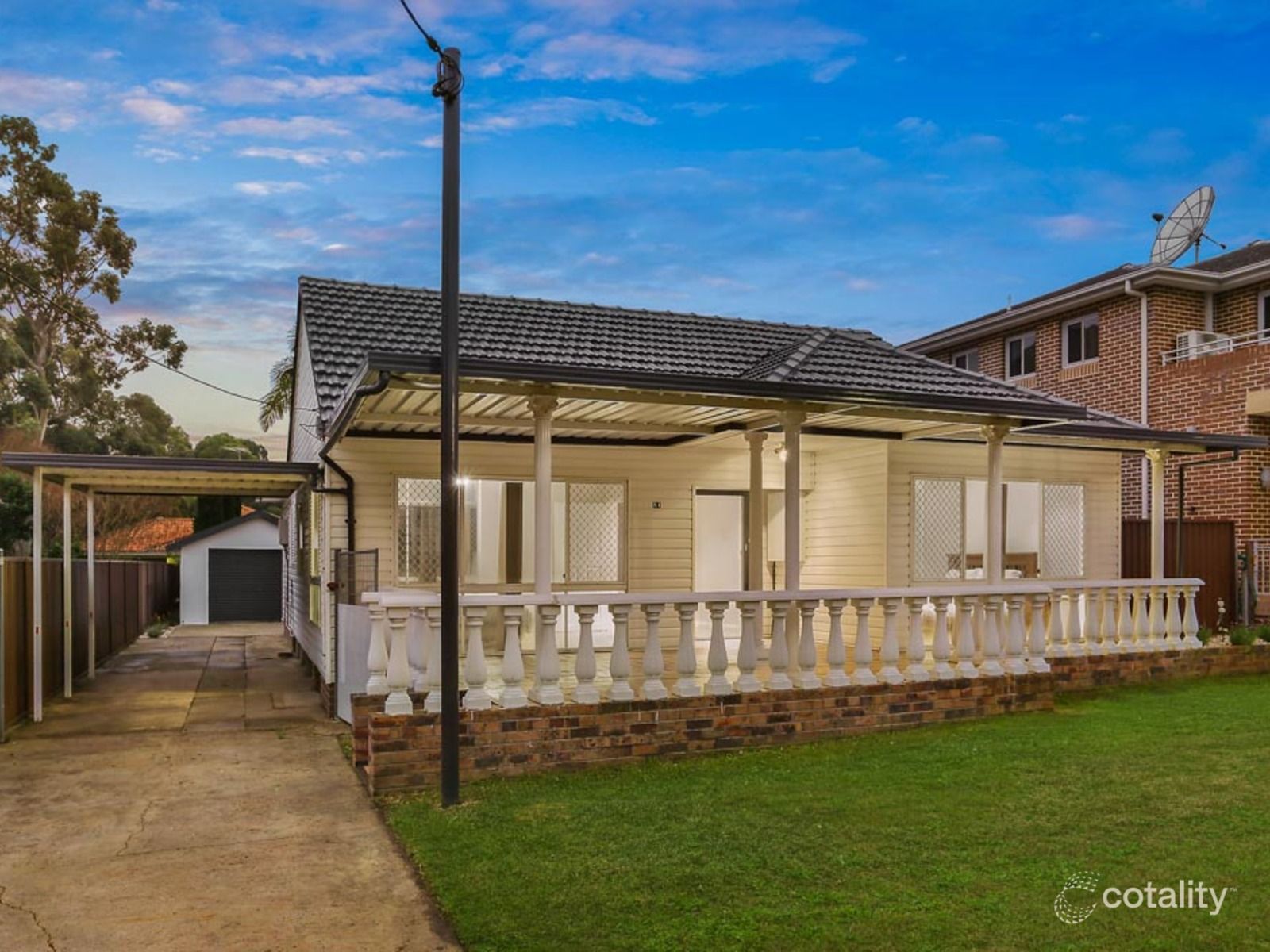 11 Lily Ave, Riverwood, NSW 2210