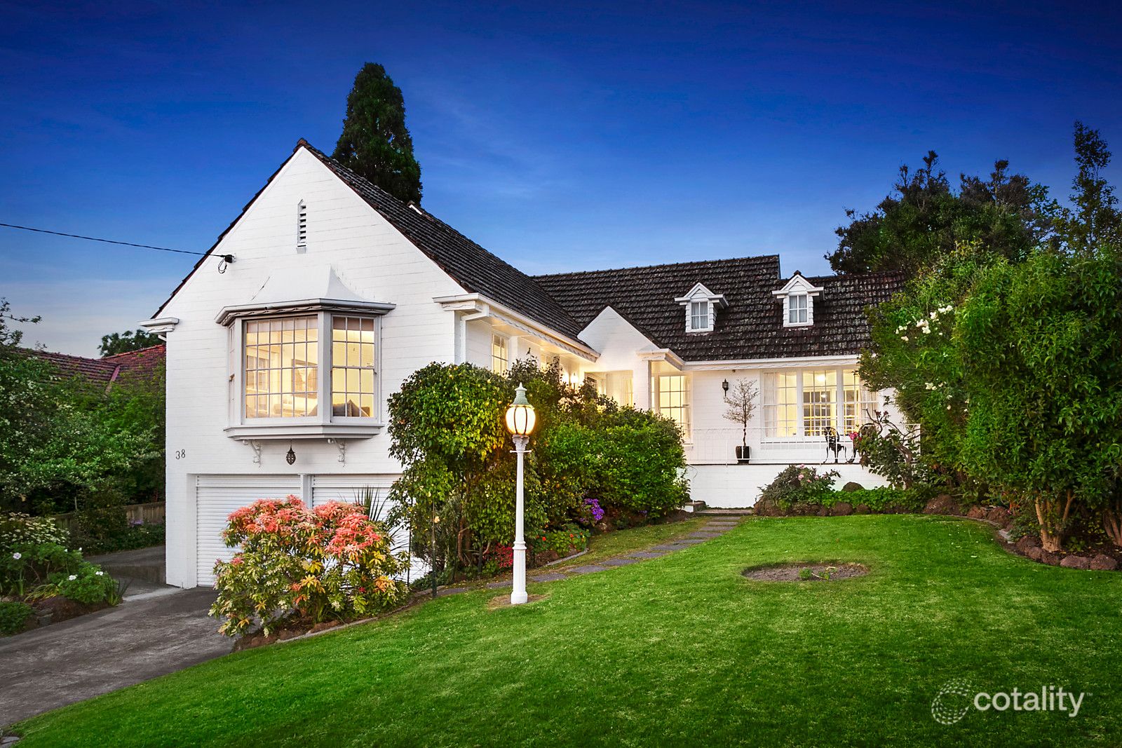 38 Maltravers Rd, Eaglemont, VIC 3084