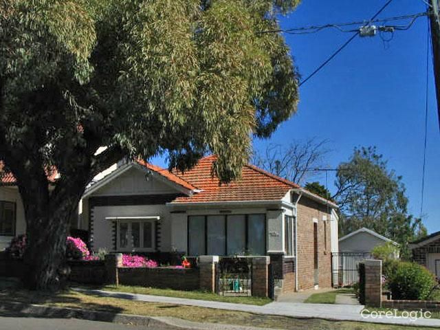 121 Connells Point Rd, Connells Point, NSW 2221