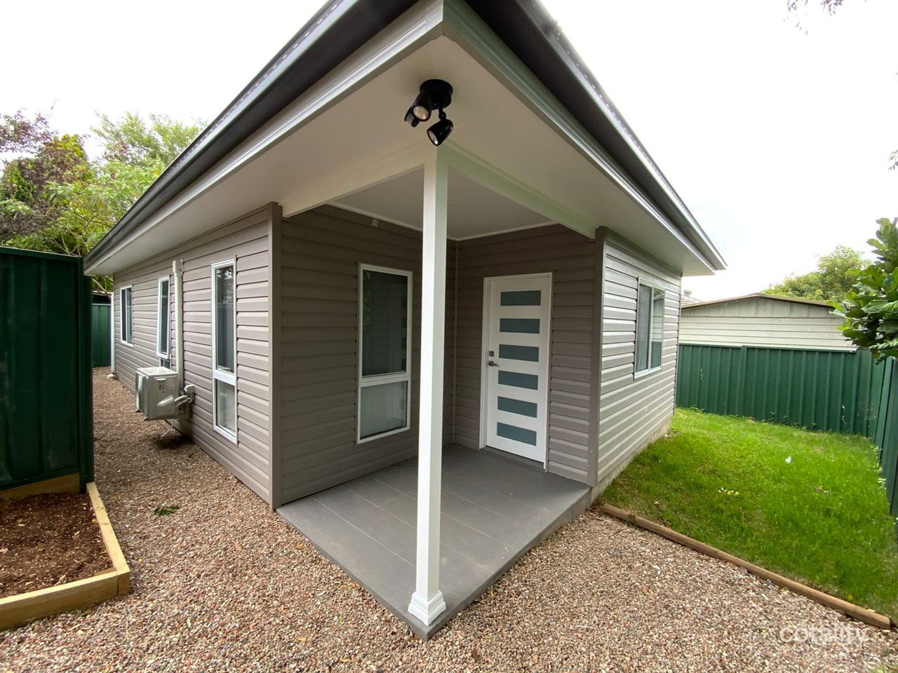 9 Waminda Ave, Campbelltown, NSW 2560