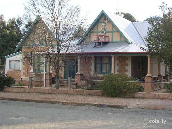 42 Sixth St, Gladstone, SA 5473
