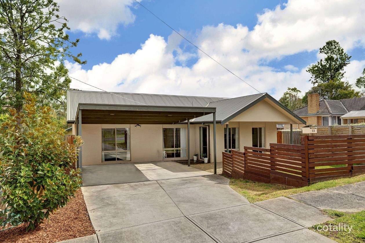 53 Balmoral St, Kilsyth, VIC 3137