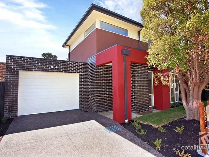 11 Carmody St, Burwood, VIC 3125