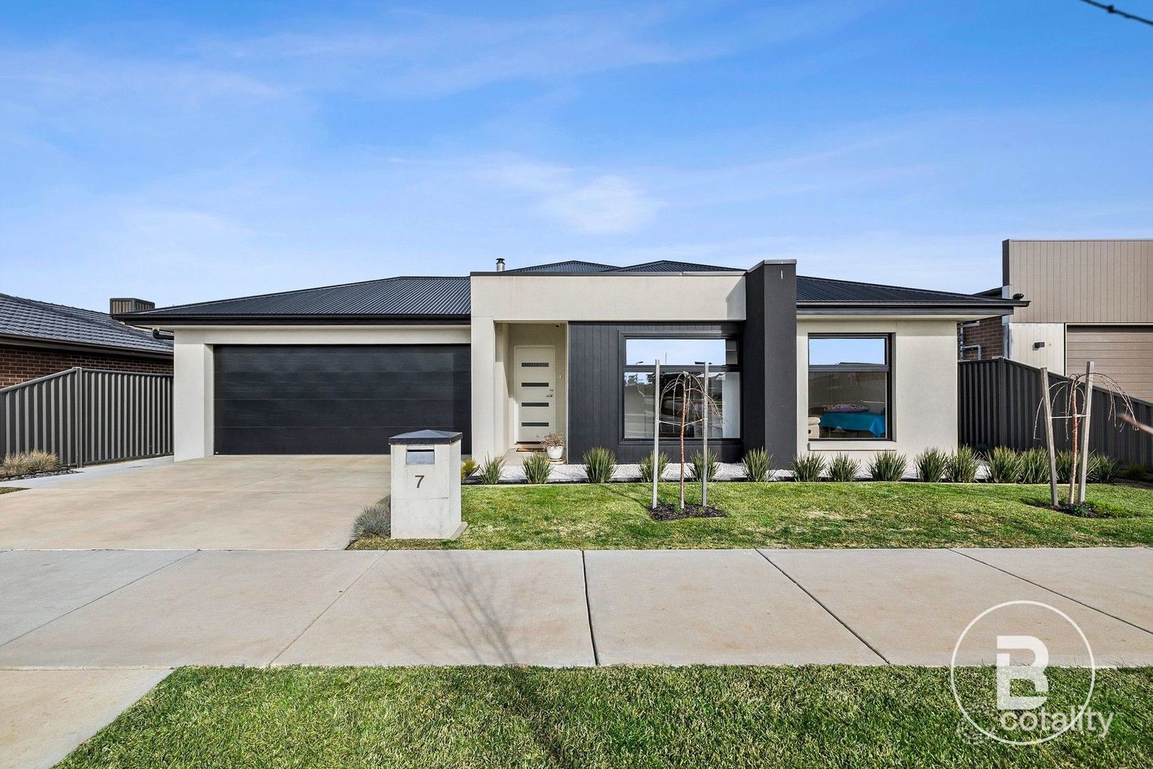 7 Moore Way, Lucas, VIC 3350