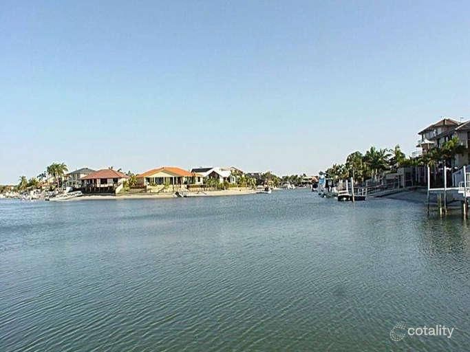 30 Oxley Dr, Paradise Point, QLD 4216