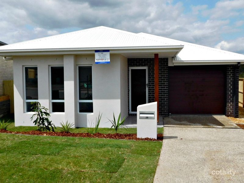 29 Scheyville Cres, South Ripley, QLD 4306