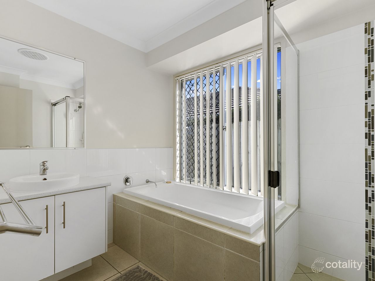 9 Galah Pl, Mountain Creek, QLD 4557