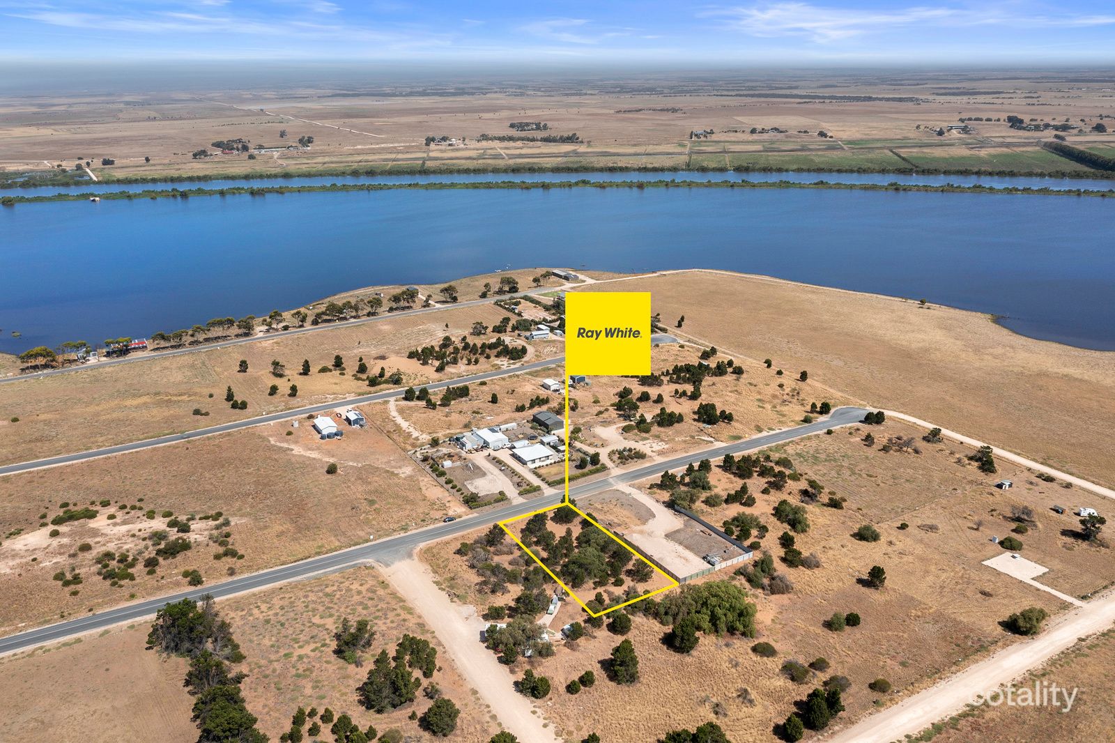 84 Trilby Rd, Wellington East, SA 5259