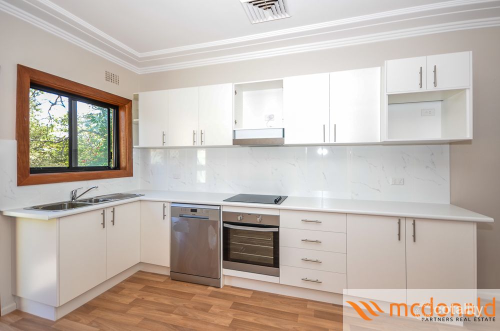3 Abbott Rd, Heathcote, NSW 2233