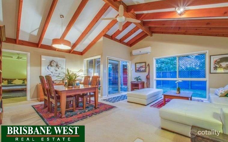 2 Donatello St, Fig Tree Pocket, QLD 4069